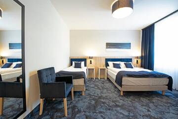Фото номера Стандартный трехместный номер Курортные отели Ignasiak Hotel г. Вжесня 4