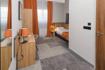 Фото номера Небольшой одноместный номер Отель Hotel Wegierki г. Вжесня 3